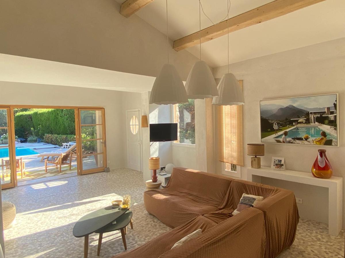 Lovely "Provence" Villa With Sea View, Private Heated Pool, Airco And Beautiful Garden Grimaud Bagian luar foto