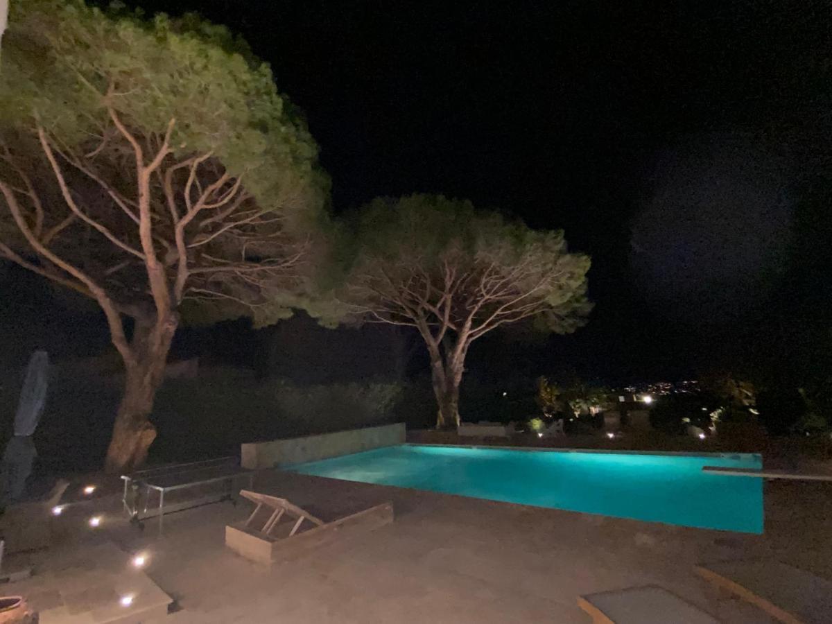 Lovely "Provence" Villa With Sea View, Private Heated Pool, Airco And Beautiful Garden Grimaud Bagian luar foto